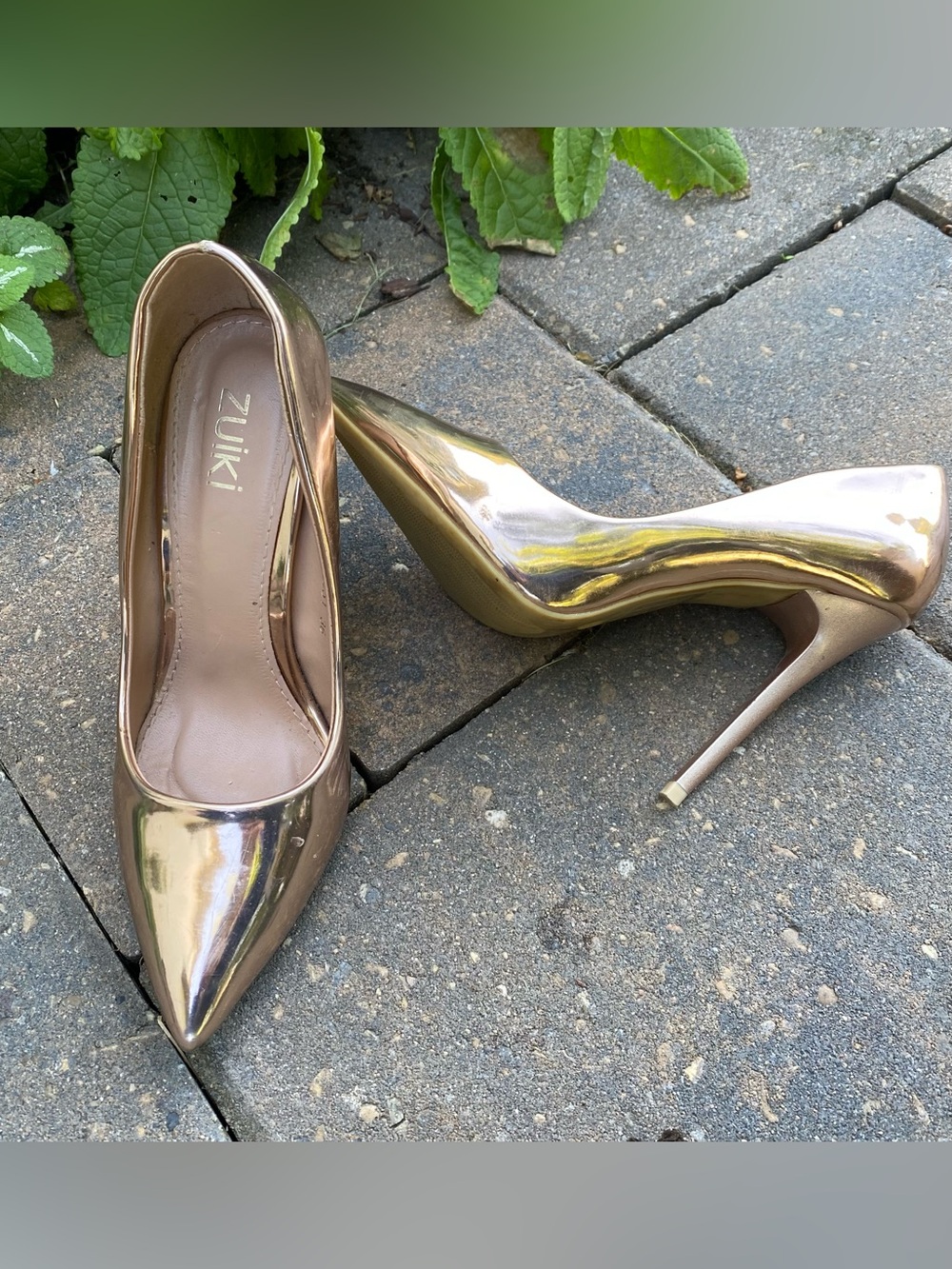 Zuiki Rose Gold Metallic Pointed Toe Stiletto Pumps 36 Made in Italy Fall Sale